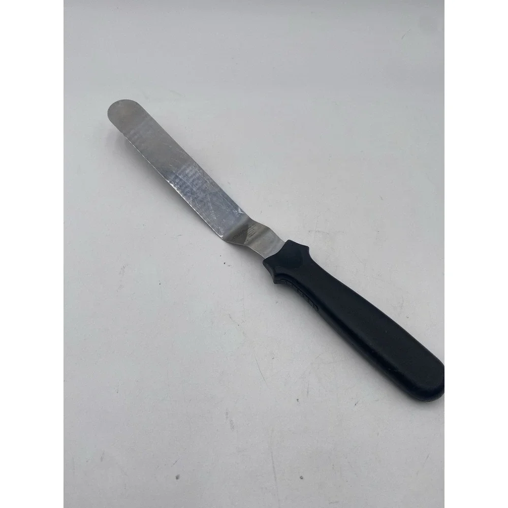 Wilton Mini Baking  Spatula 8